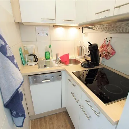 Ferienwohnung-i-3-3-0i0303 דירה *